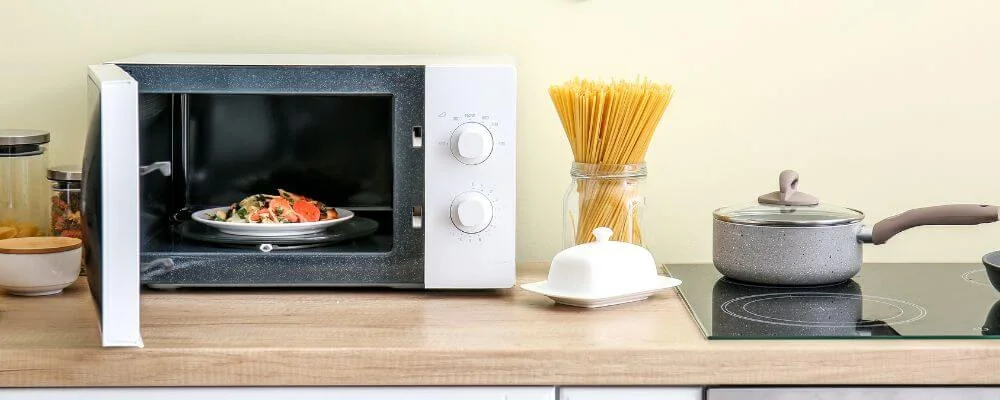 Microwave Ovens Safety Tips